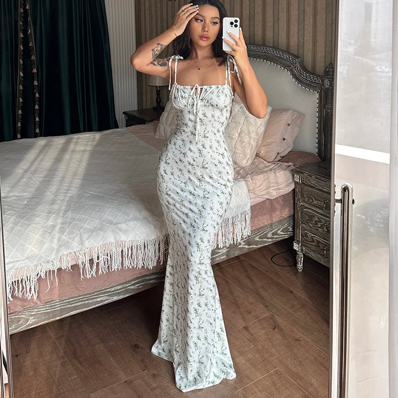 LÉA — La robe qui met en valeur toutes les silhouettes
